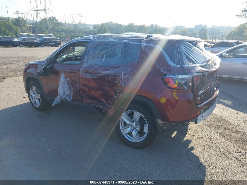 VIN 3C4NJDBB8NT108689 2022 JEEP COMPASS LATITUDE