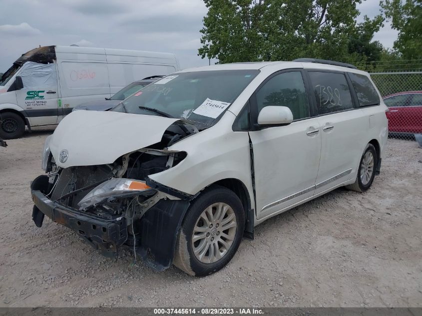 2017 TOYOTA SIENNA XLE - 5TDYZ3DCXHS770598