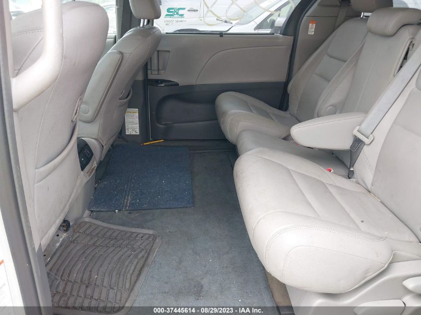 2017 TOYOTA SIENNA XLE - 5TDYZ3DCXHS770598