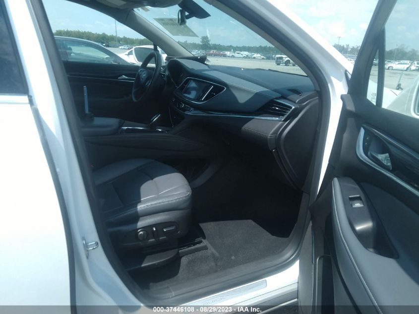 2018 BUICK ENCLAVE ESSENCE - 5GAERBKW4JJ138033