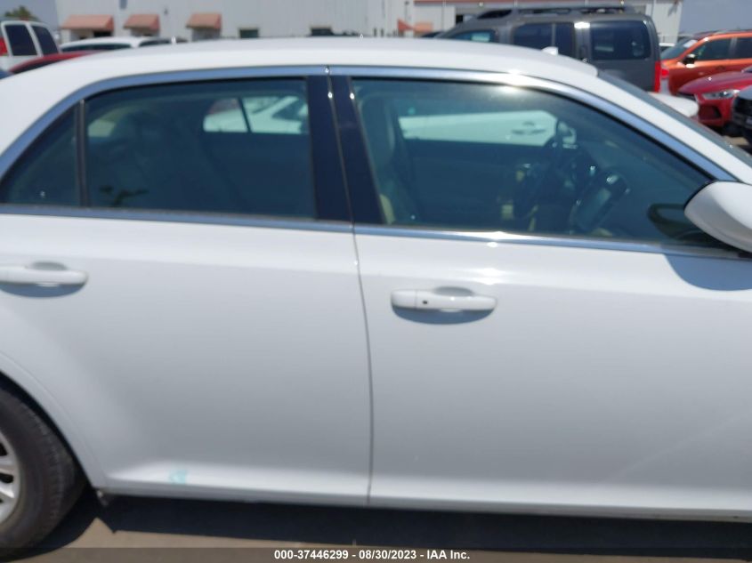 2014 CHRYSLER 300 - 2C3CCAAG4EH321178