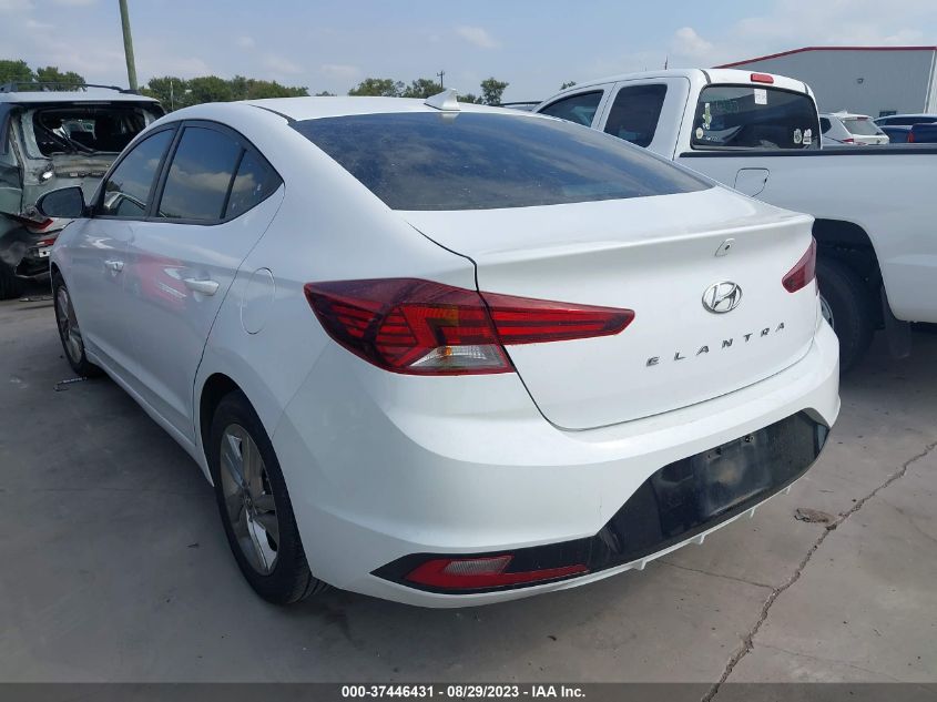 5NPD84LF4KH407245 Hyundai Elantra SEL 3