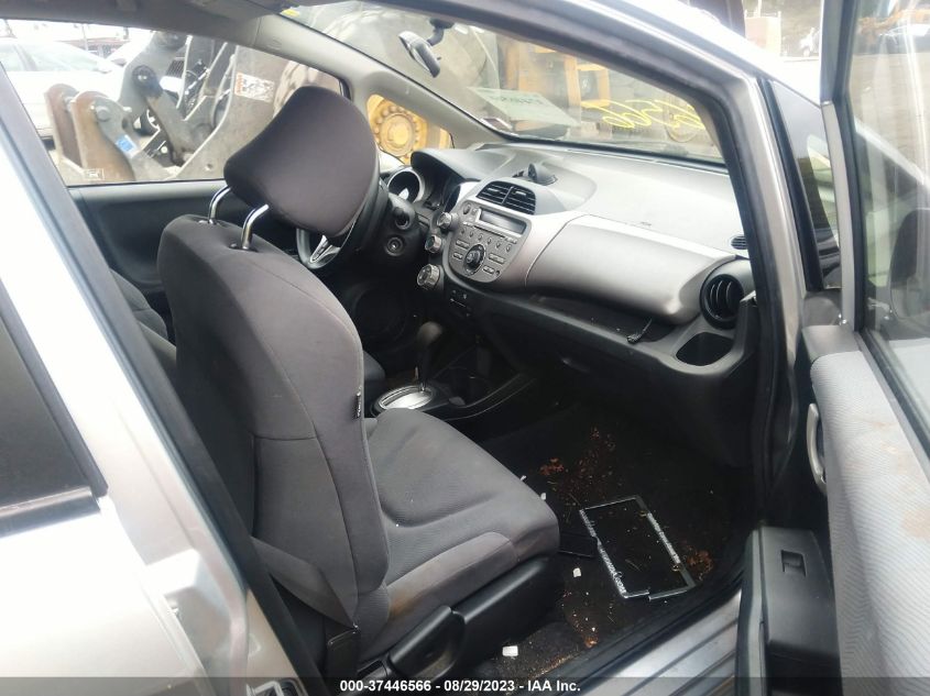 2013 HONDA FIT - JHMGE8H36DC071574