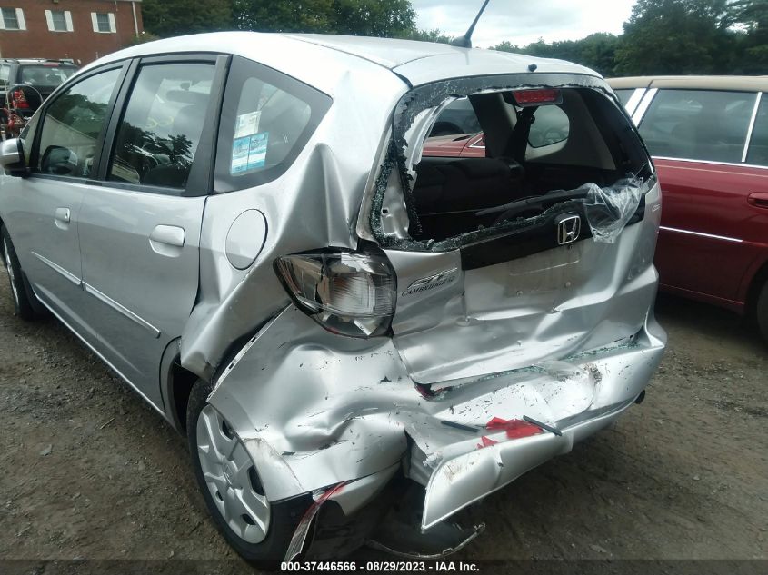2013 HONDA FIT - JHMGE8H36DC071574