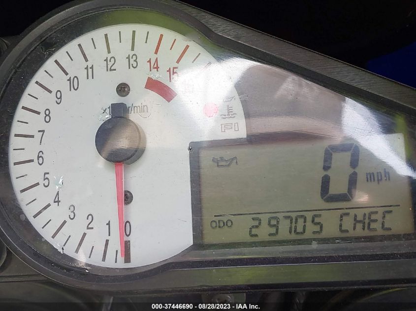 2003 SUZUKI GSX-R750 - JS1GR7HAX32104797