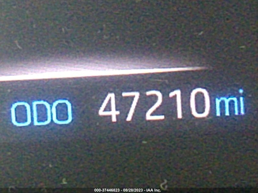 2019 TOYOTA RAV4 XLE - JTMW1RFV3KD509199