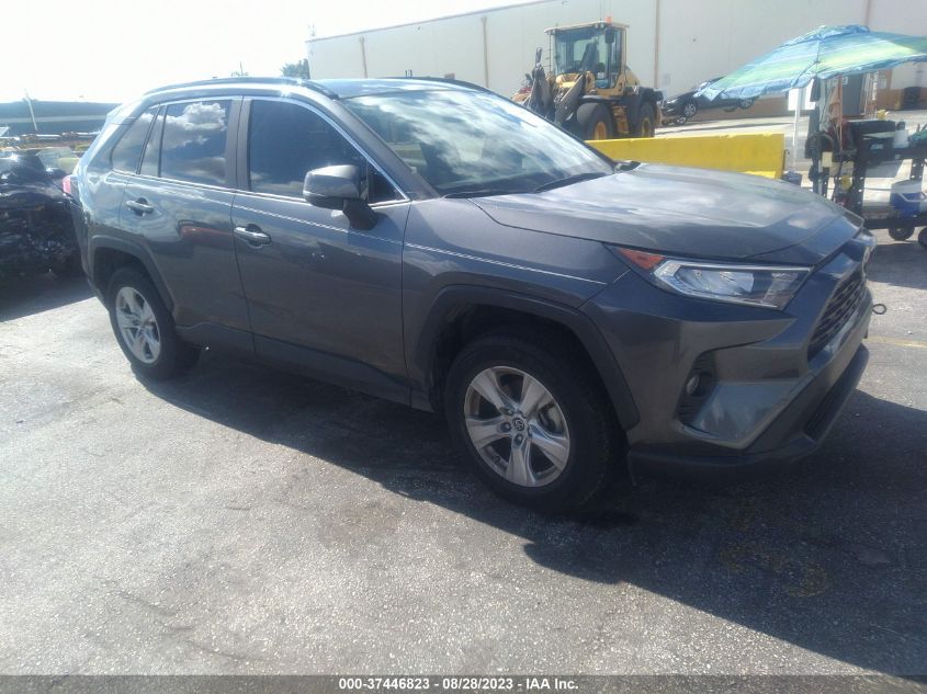 2019 TOYOTA RAV4 XLE - JTMW1RFV3KD509199