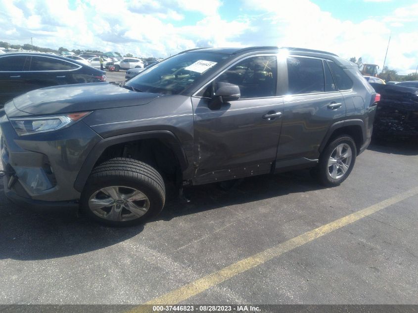2019 TOYOTA RAV4 XLE - JTMW1RFV3KD509199