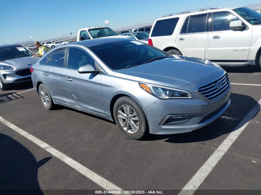 2015 HYUNDAI SONATA 2.4L SE - 5NPE24AF6FH010876