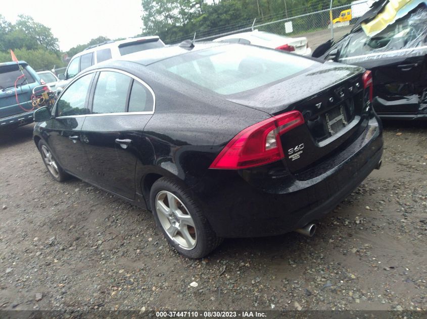 2013 VOLVO S60 T5 - YV1612FH1D2210059