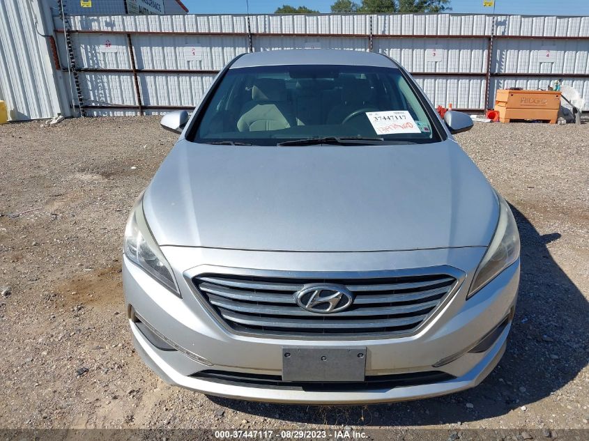 2015 HYUNDAI SONATA 2.4L SE - 5NPE24AF1FH083606