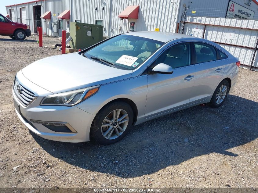 2015 HYUNDAI SONATA 2.4L SE - 5NPE24AF1FH083606