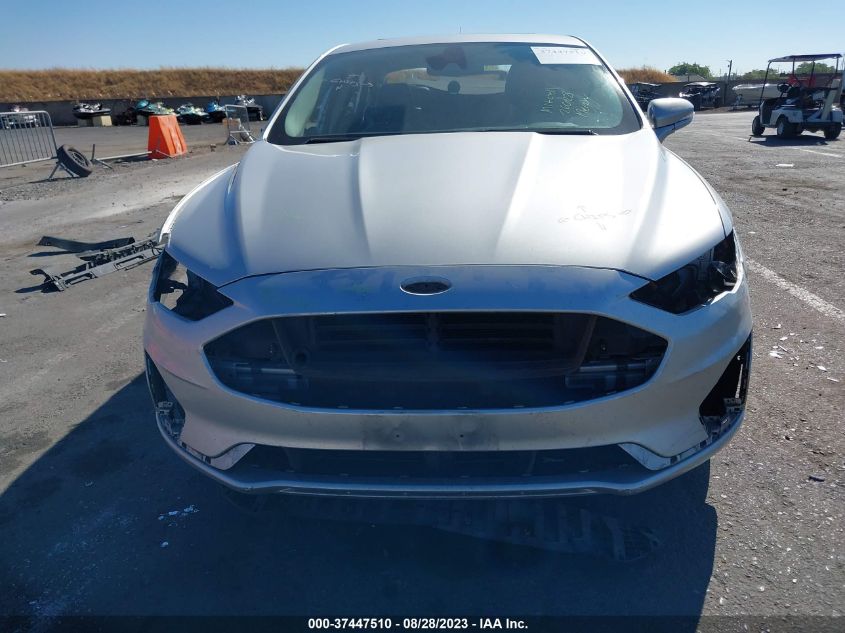 2019 FORD FUSION ENERGI TITANIUM - 3FA6P0SU8KR145446