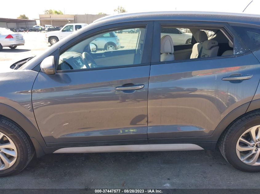 2017 HYUNDAI TUCSON LIMITED/SPORT AND ECO/SE - KM8J33A46HU585939