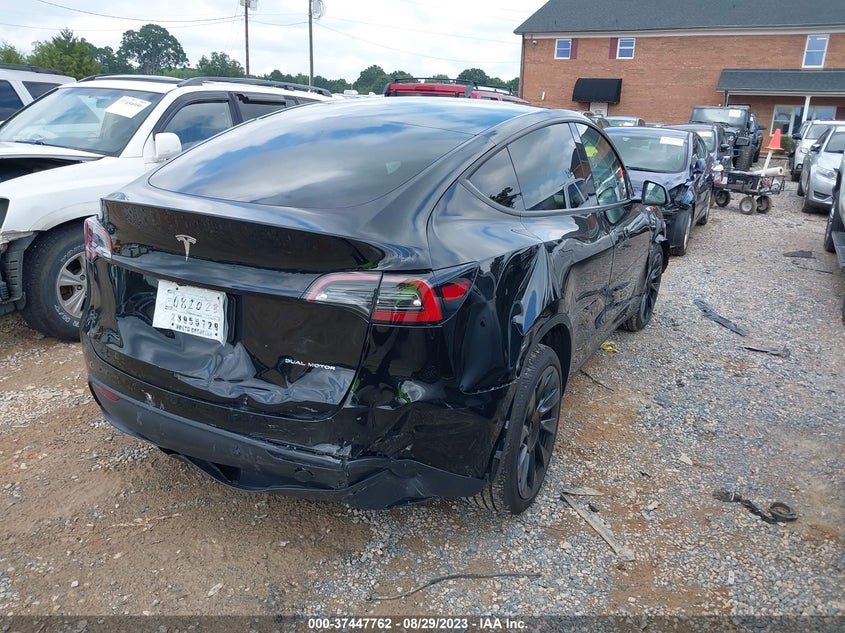 VIN 7SAYGDEE9PA149223 2023 TESLA MODEL Y LONG RANGE