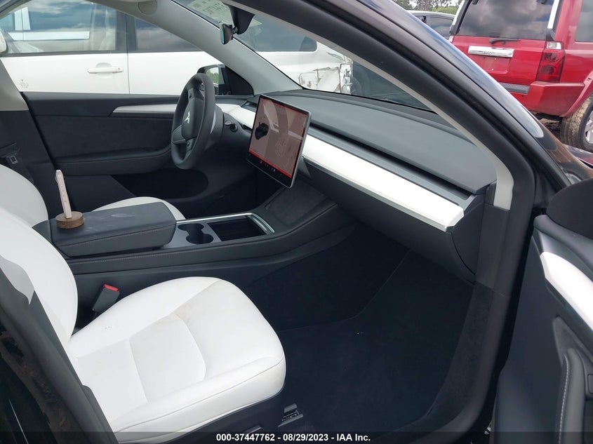 VIN 7SAYGDEE9PA149223 2023 TESLA MODEL Y LONG RANGE