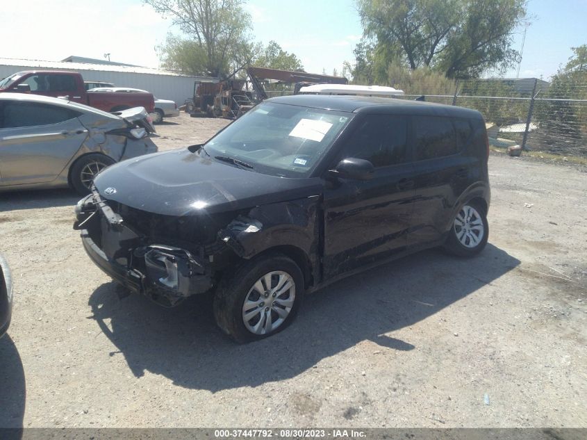 KNDJ23AU2L7085341 Kia Soul LX 2