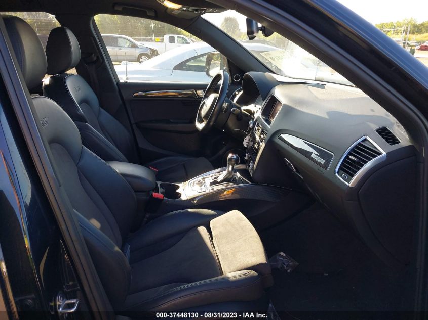 2016 AUDI SQ5 PREMIUM PLUS WA1CCAFP9GA070674