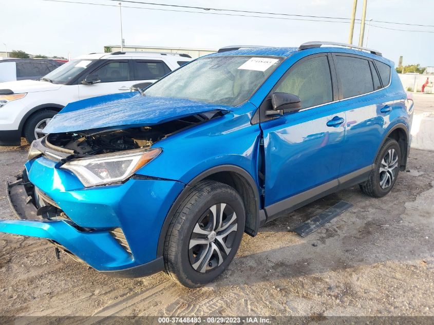 2018 TOYOTA RAV4 LE - JTMZFREV6JJ202528