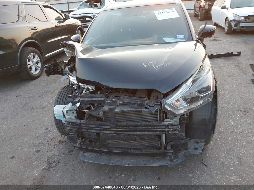 VIN 3N1CP5CU5KL512589 2019 NISSAN KICKS SR