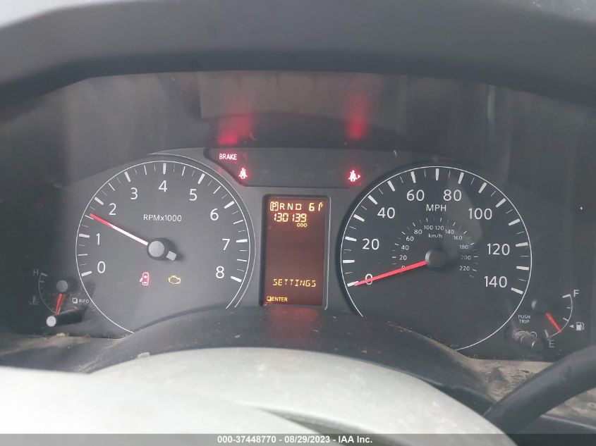2016 NISSAN NV SV 1N6BF0KY2GN811481