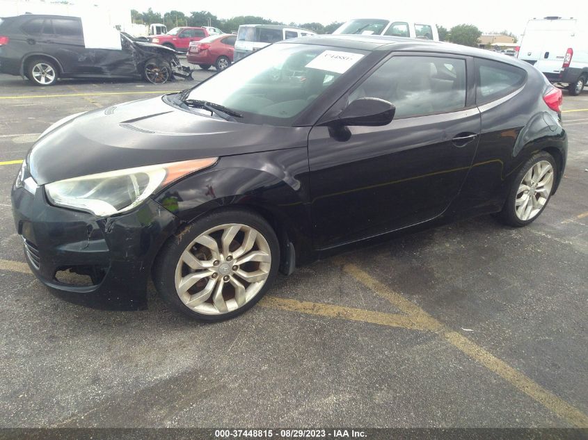 2013 HYUNDAI VELOSTER W/GRAY INT - KMHTC6AD9DU093412