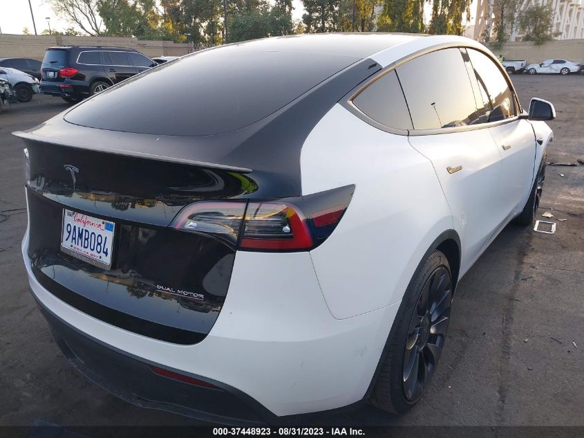 7SAYGDEF7NF394580 Tesla Model Y PERFORMANCE 4