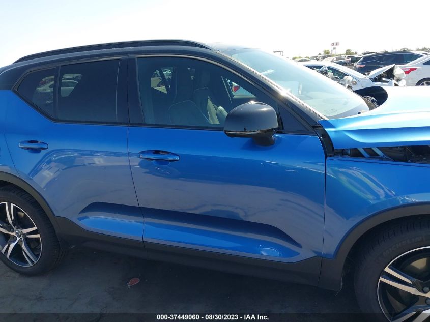 2019 VOLVO XC40 R-DESIGN YV4162UM5K2151819