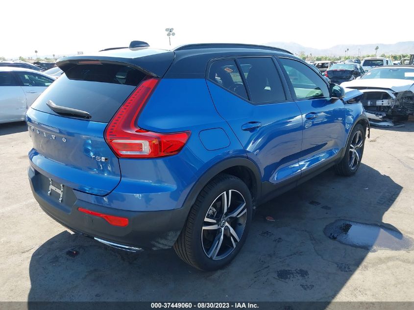 2019 VOLVO XC40 R-DESIGN YV4162UM5K2151819