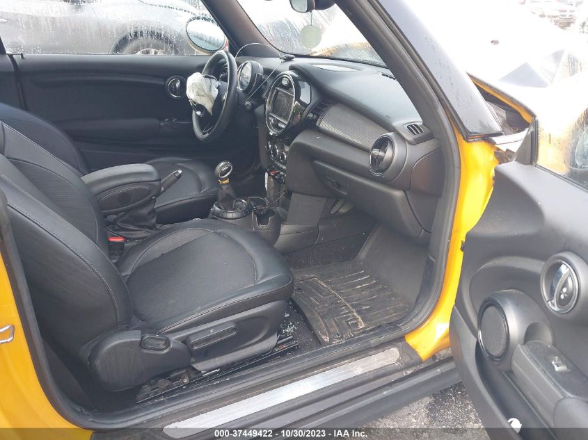 2016 MINI COOPER CONVERTIBLE WMWWG5C5XG3C19230