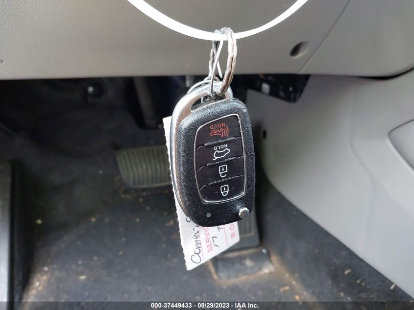 2017 HYUNDAI TUCSON LIMITED/SPORT AND ECO/SE - KM8J3CA29HU370229