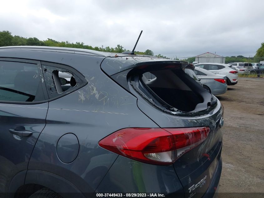 2017 HYUNDAI TUCSON LIMITED/SPORT AND ECO/SE - KM8J3CA29HU370229