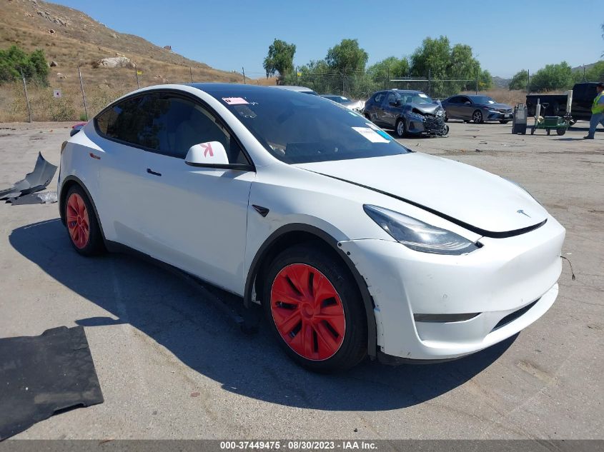 2021 TESLA MODEL Y LONG RANGE - 5YJYGDEE8MF064417