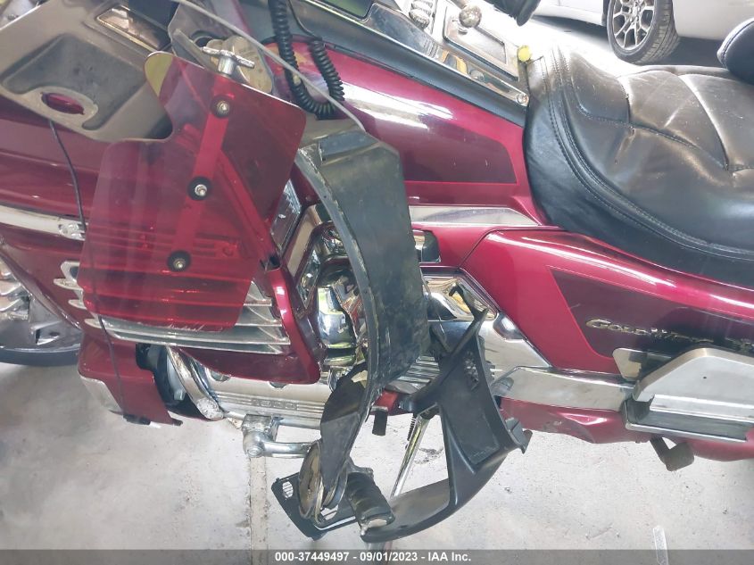 2000 HONDA GL1500 SE12 1HFSC2235YA200595
