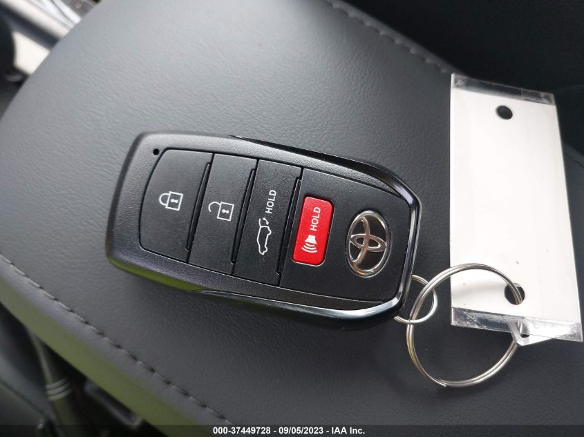2022 TOYOTA COROLLA CROSS XLE - 7MUDAABG1NV022386