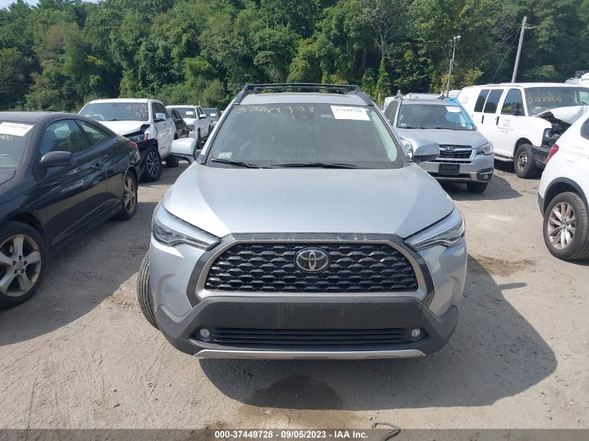 2022 TOYOTA COROLLA CROSS XLE - 7MUDAABG1NV022386