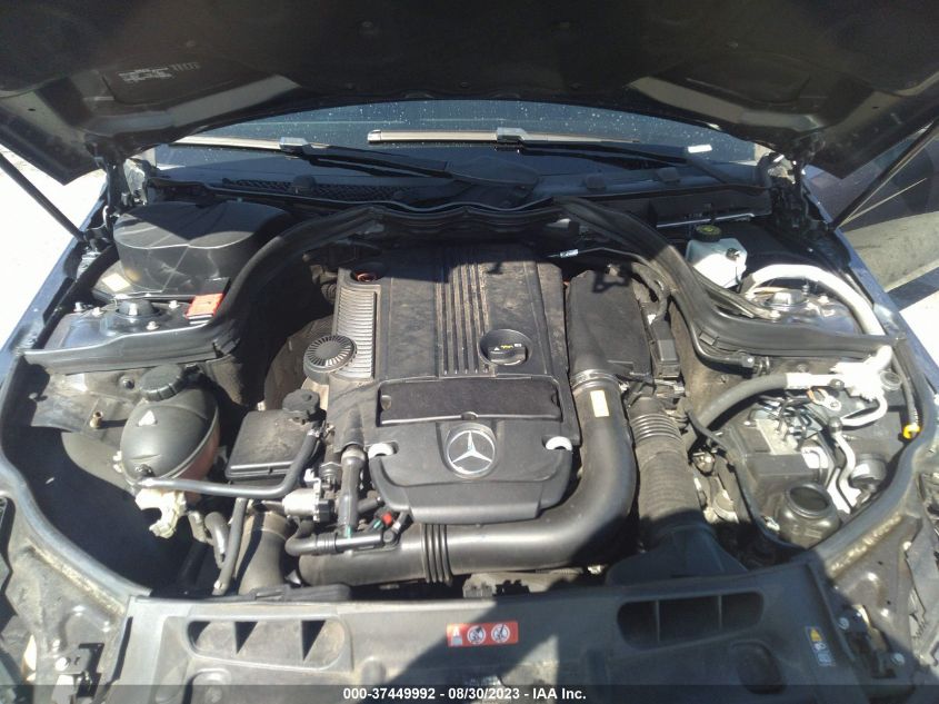 2015 MERCEDES-BENZ C 250 WDDGJ4HB2FG440638