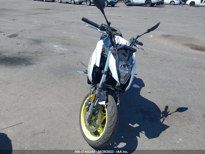 VIN LCEPEVLB7N6000981 2022 CF MOTO 650NK