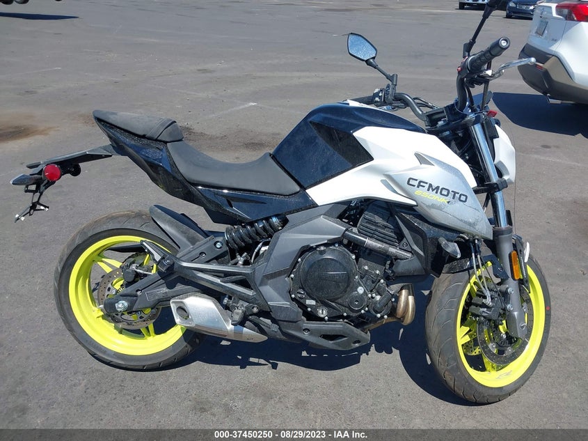 VIN LCEPEVLB7N6000981 2022 CF MOTO 650NK