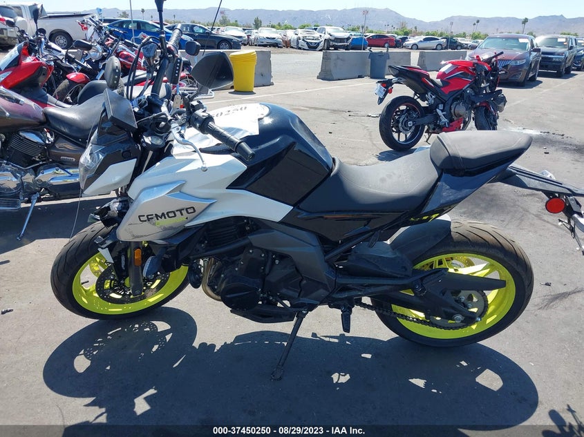 VIN LCEPEVLB7N6000981 2022 CF MOTO 650NK