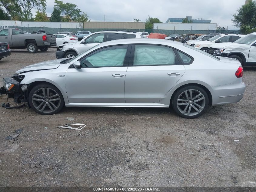 2018 VOLKSWAGEN PASSAT S/R-LINE - 1VWAA7A30JC027330