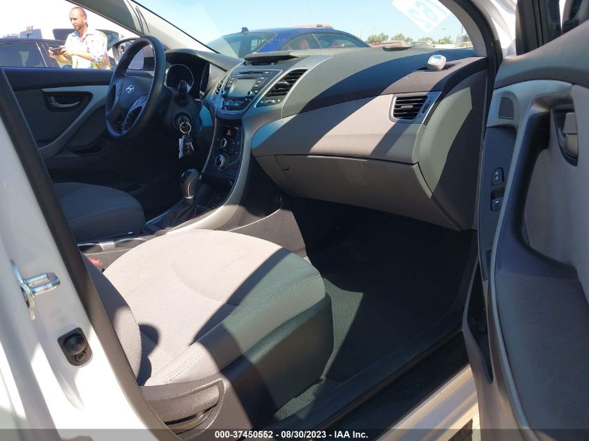 2015 HYUNDAI ELANTRA SE - 5NPDH4AE7FH593069