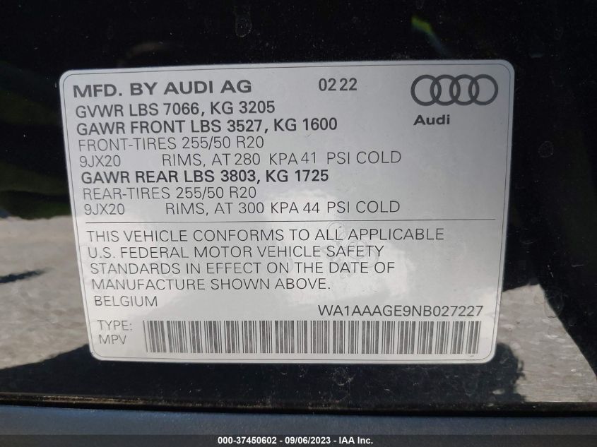 WA1AAAGE9NB027227 Audi E-Tron PREMIUM 9