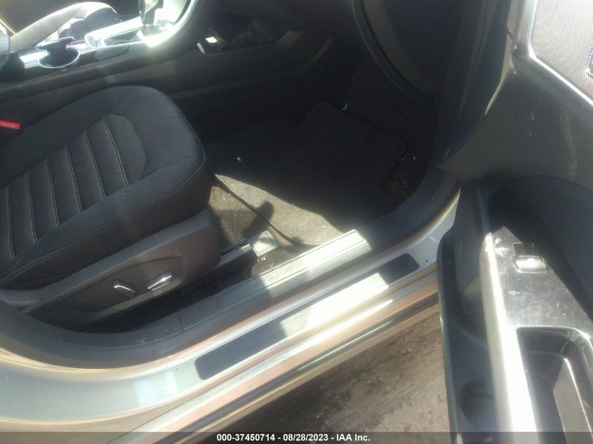 2015 FORD FUSION SE - 3FA6P0H72FR112191