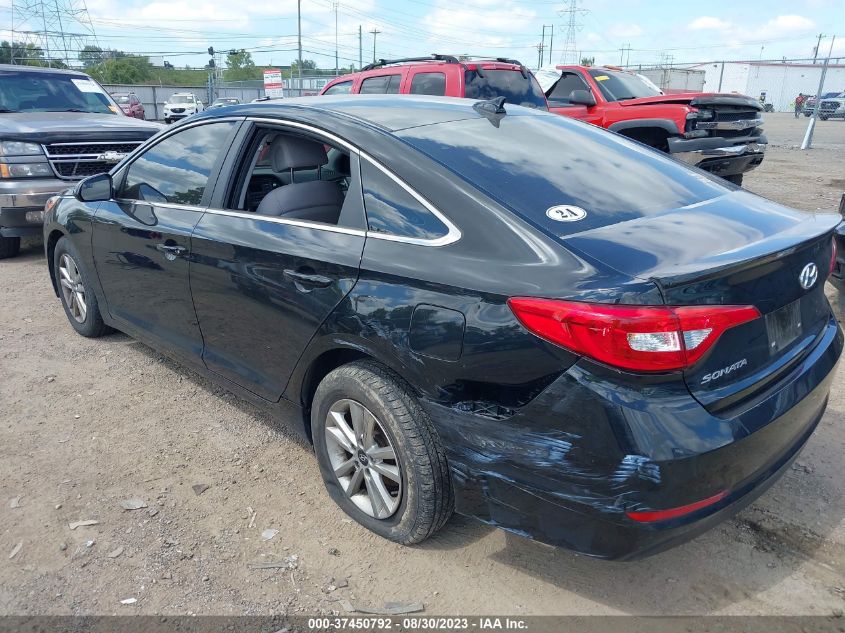 2015 HYUNDAI SONATA 2.4L SE - 5NPE24AF5FH094267