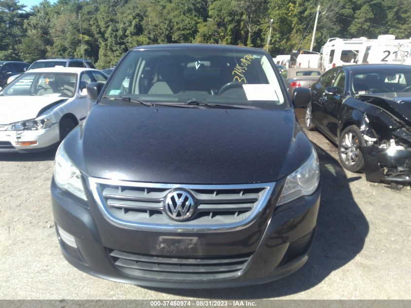 2013 VOLKSWAGEN ROUTAN S 2C4RVAAG0DR725412