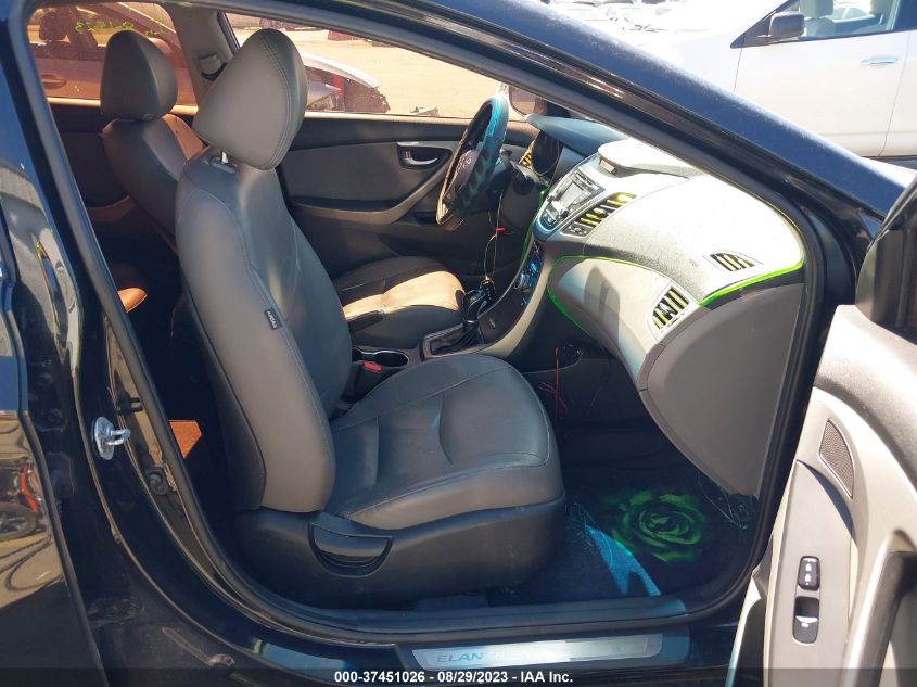 2016 HYUNDAI ELANTRA SE/SPORT/LIMITED - 5NPDH4AE3GH781802