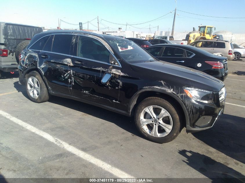 VIN WDC0G4JB0JF439517 2018 MERCEDES-BENZ GLC GLC 300