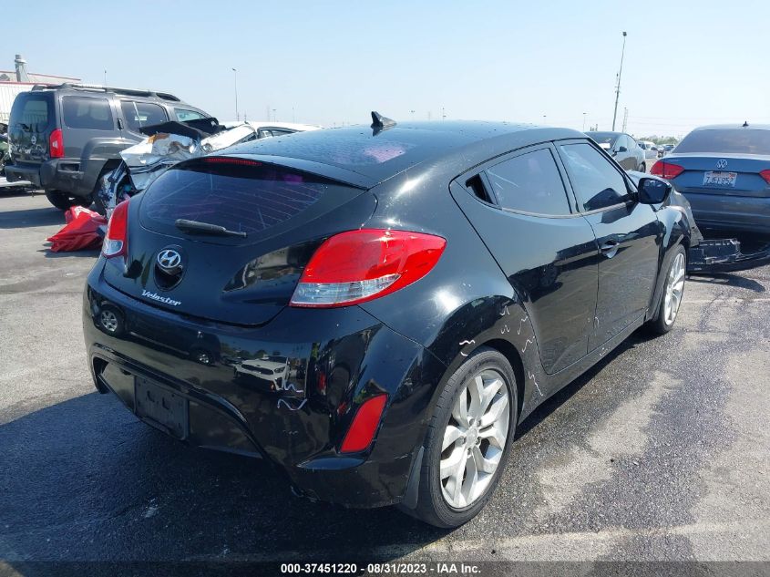 2013 HYUNDAI VELOSTER W/BLACK INT - KMHTC6AD6DU169426