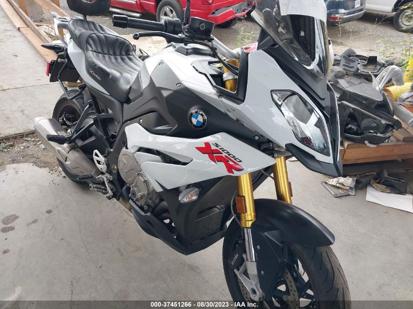 2016 BMW S 1000 XR - WB10D1307GZ461575